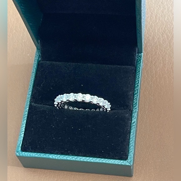 3.00mm Round Brilliant Cut Moissanite Eternity Wedding Band 925 Sterling Silver - Picture 2 of 9
